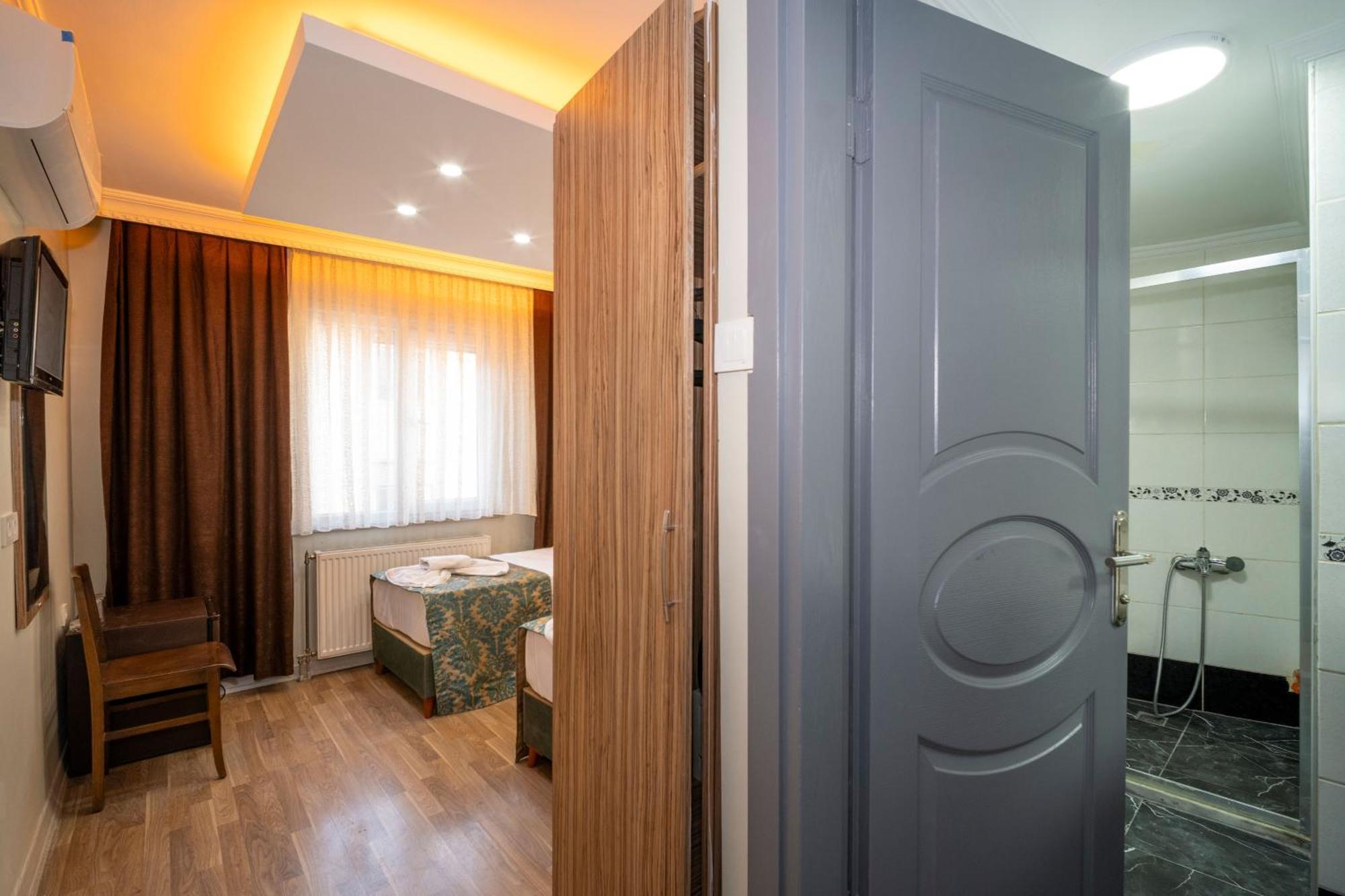 Hotel Simper Istanbul Exterior photo